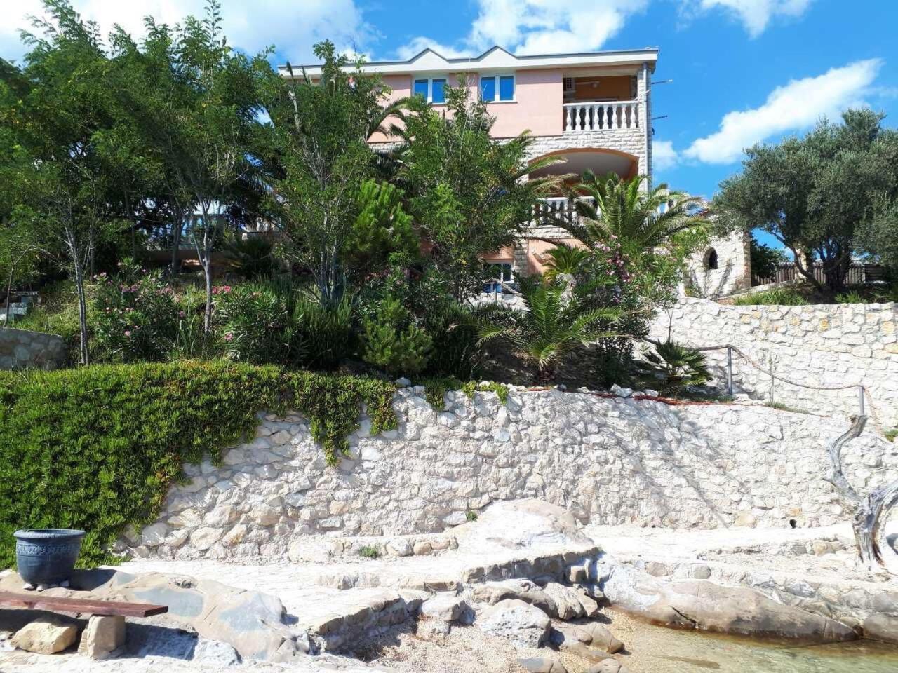 Apartments Horvat On Island Pag Vlasici Exterior foto
