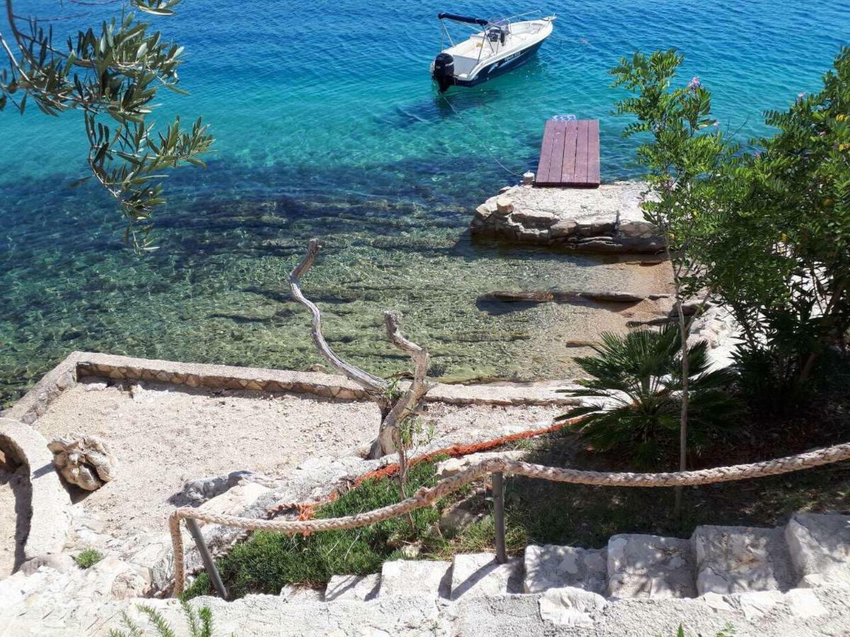 Apartments Horvat On Island Pag Vlasici Exterior foto